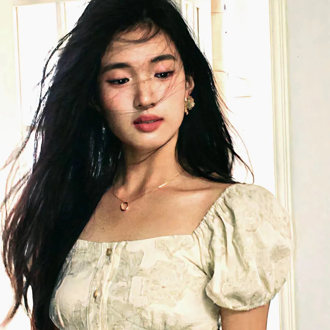 金爪女郎
