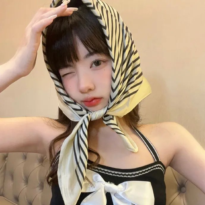 滑稽